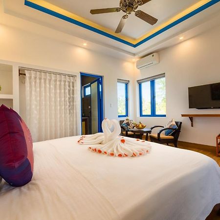 Local Beach Front Villas Tan Thanh Esterno foto