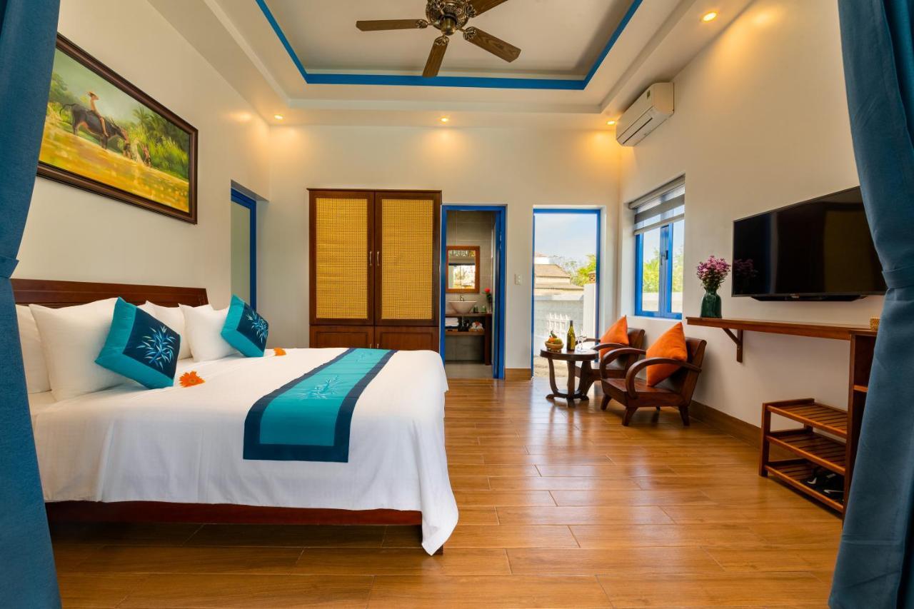 Local Beach Front Villas Tan Thanh Esterno foto